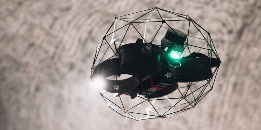indoor-drone-hero