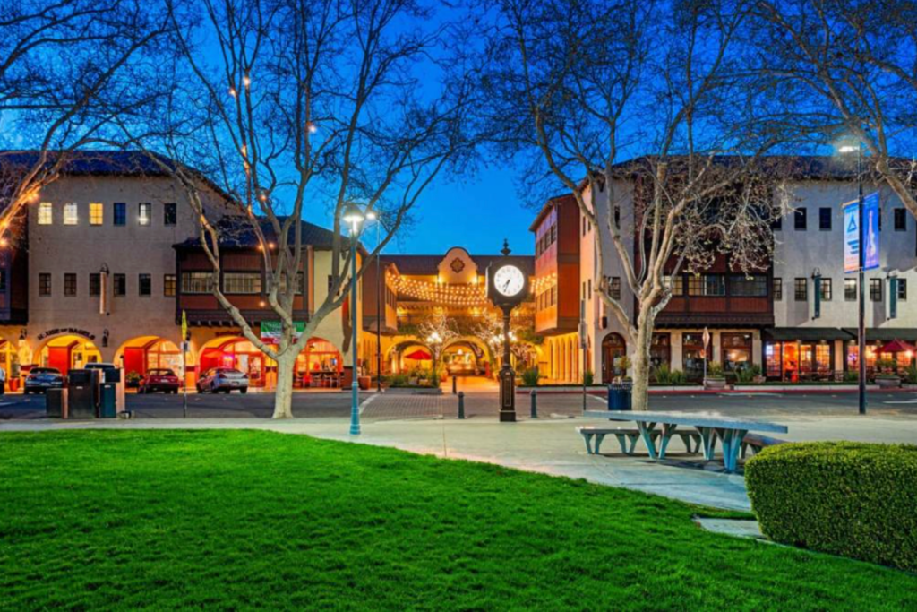 Todos Santos Plaza in downtown Concord, California