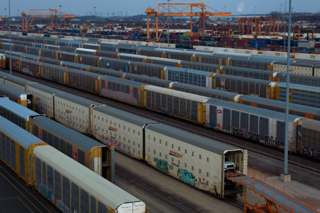 Rail and intermodal freight infrastructure in the Chicago area
